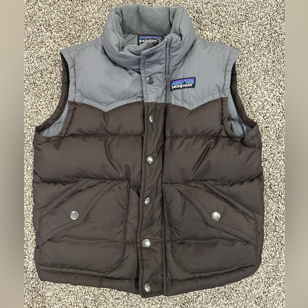 Boys 5/6 Patagonia vest